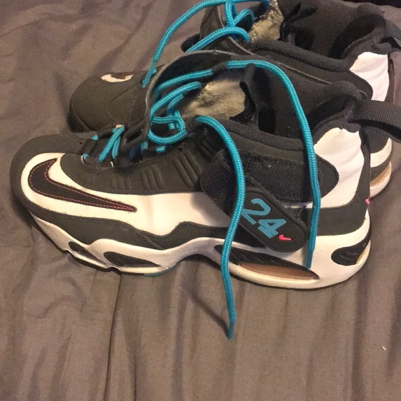 Nike Air Griffey size 6Y - Picture 2 of 6